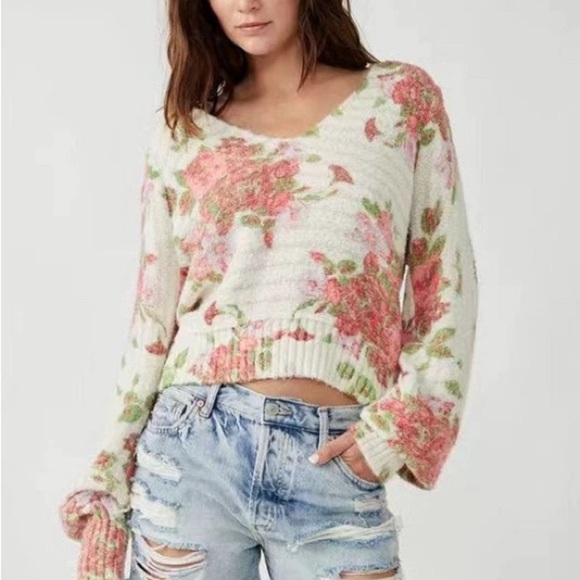 Free People Bed of Roses Sweater SZ M - Picture 3 of 11
